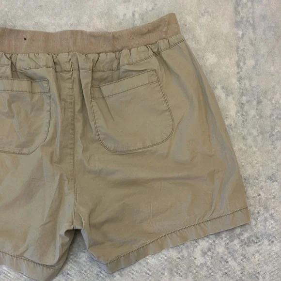 Lane Bryant Pull On Khaki Style Tan Shorts Elastic Waist. Size 14 Super Comfy - Picture 8 of 10